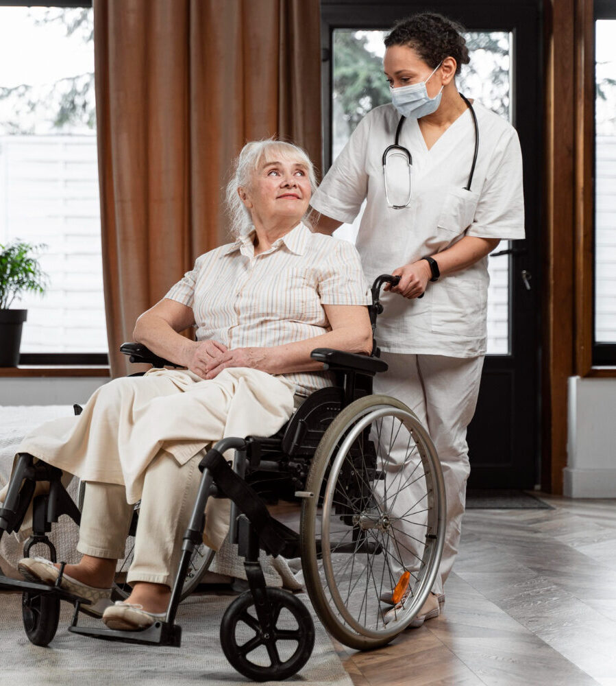 doctor-talking-with-her-elder-patient